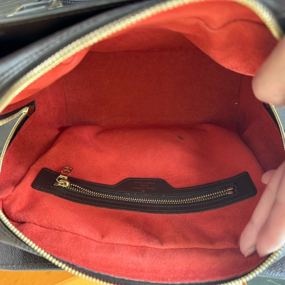 Vintage Louis Vuitton Triana - Picture 3 of 4